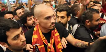 Galatasaray'ın Yeni Transferi Maicon, İstanbul'a Geldi