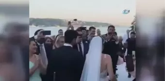 Burak Özçivit ve Fahriye Evcen Dünya Evine Girdi