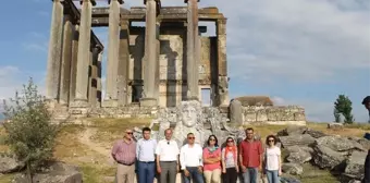 Bakanlık Restorasyon Daire Başkanı Emel Ateş Çavdarhisar'da