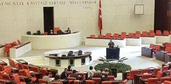 CHP'li Milletvekillerinin İç Tüzükle İlgili TBMM'deki Eylemi Devam Ediyor