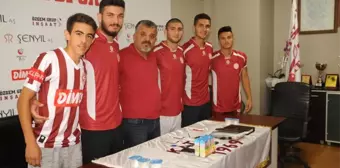 Tokatspor 14 Futbolcu ile Sözleşme İmzaladı