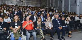 Lise Öğrencileri Uluslararası Konferansta Küresel Sorunları Tartıştı