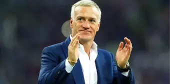 Deschamps Tarihe Geçti