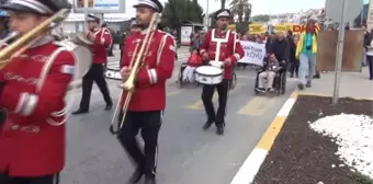 Aydın Kuşadası Engeliler Ata'ya Yürüdü