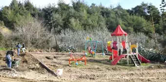 Çukurova'ya 4 Yılda 50 Park Yapıldı