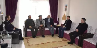 Kaymakam Çakal'dan Şehit Ailelerine Ziyaret