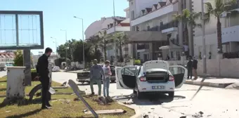 Manavgat'ta İki Aracın Çarpıştığı Kaza Ucuz Atlatıldı