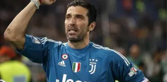 Buffon, Juventus'u Bırakacağını Açıkladı