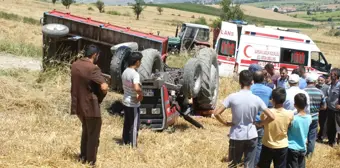 Samsun'da Devrilen Traktörün Sürücüsü Öldü