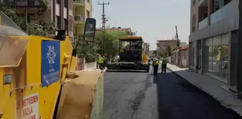 Söke'de Sıcak Asfalt Çalışmaları Sürüyor