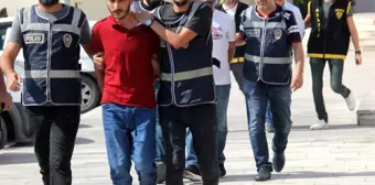 Polis 'Avcı' Kılığında Katil Zanlılarını Yakaladı