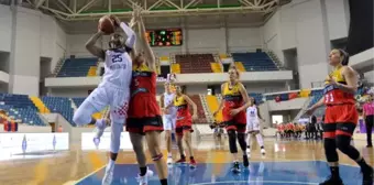 Mersin Büyükşehir Belediyespor - Bellona Kayseri Basketbol: 89-64