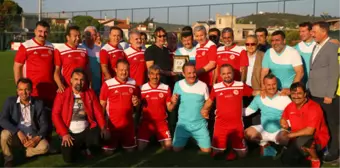 İzmir Karması-Meclisspor Dostluk Maçı