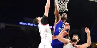 THY Euroleague: Anadolu Efes: 92 - Bayern Münih: 77