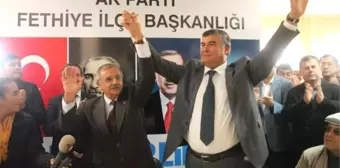 Fethiye'de CHP'li Aday Adayı İstifa Edip, AK Parti'ye Geçti