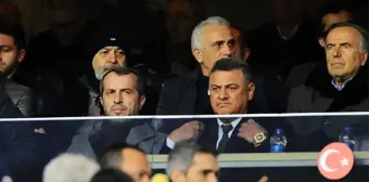 TFF Başkanlığı İçin Adı Geçen Saffet Sancaklı, Fenerbahçe-Ç. Rizespor Maçını Tribünden Takip Etti