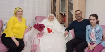 Halime Teyze, 89 Yaşında Gelinlik Giyip Kına Yaktı