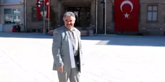 Hem Belediye Başkanlığına Hem de Muhtarlığa Aday