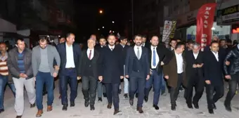 Bucak'ta AK Parti Zaferini Kutladı