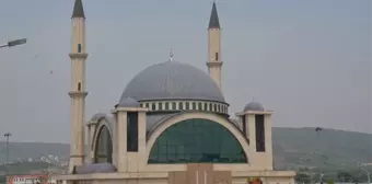 Hacı İsmail-Hafız Güzide Uğur Cami İbadete Açıldı