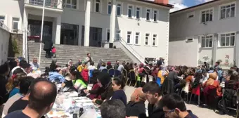 Ağrı'da Aday Öğretmenlerle Yemekte Biraraya Gelindi