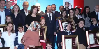 Şehit ve Gazi Ailelerine Devlet Övünç Madalyaları Takdim Edildi