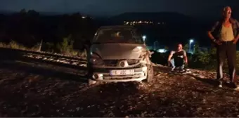 Bursa'da iki otomobilin çarpıştığı kazada eski belediye başkanı öldü, 4 kişi yaralandı