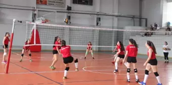 (Özel Haber) Ankara'da voleybolcu fabrikası