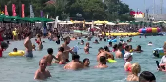 ANTALYA Kemer, bayramda 400 bin kişi bekliyor