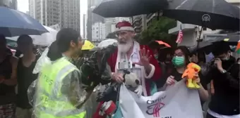 Hong Kong polisinden protestoculara müdahale - HONG