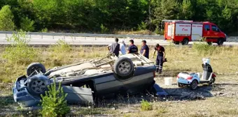 Kastamonu'da virajı alamayan otomobil takla attı: 2 yaralı