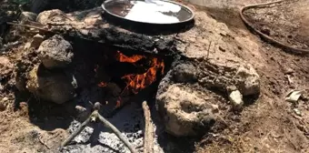 Köylere dönüşün başlamasıyla vatandaşlar pekmez yapımına başladı