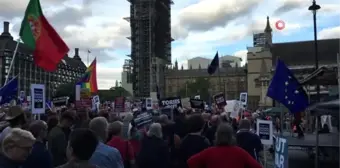 İngiltere Başbakanı Johnson parlamentodaki üstünlüğünü kaybettiBaşkent Londra'daki Brexit...