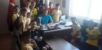 Futbol Okulu'ndan profesyonelliğe ilk adım