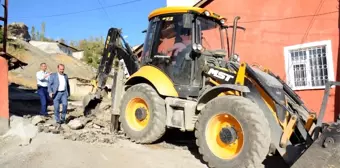 Hakkari Belediyesinden asfalt çalışması