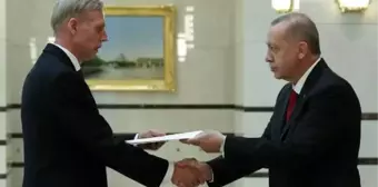 Büyükelçilerden Cumhurbaşkanı Erdoğan'a güven mektubu