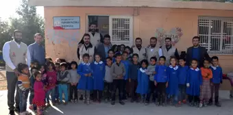 Şanlıurfa'da öğrencilere kıyafet yardımı