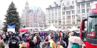 Hollanda'da çiftçilerden hükümetin tarım politikasına protesto