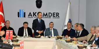 AKAMDER'de 'Müteahhitlik Yasası' konuşuldu