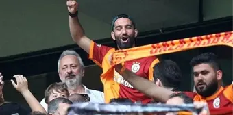 Arda Turan sessizliğini bozdu: Ben Galatasaray'ın evladıyım, para önemli değil