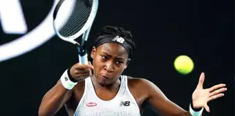 15 yaşındaki tenisçi Venus Williams'ı eledi