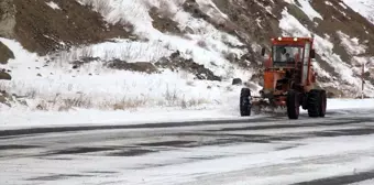 Doğu Anadolu'daki 5 ilde 137 köy ve mahalle yolu kardan dolayı ulaşıma kapalı