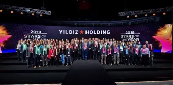 Yıldız Holding 'Senenin Yıldızları'nı ödüllendirdi