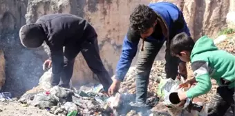 İdlibli Ali Bekir, 6 kardeşine topladığı plastik atıklarla bakıyor