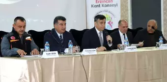 Erzincan'da 'Deprem Bilinci' paneli düzenlendi