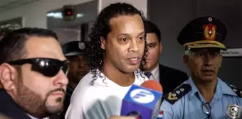 Ronaldinho, koronavirüs tedbirleri nedeniyle ailesiyle görüşemeyecek