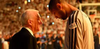 #2 “Ya …” | Ya Tim Duncan, 2000’de Orlando Magic’le imzalasaydı?