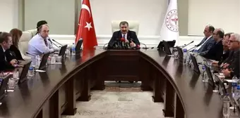 Koronavirüs Bilim Kurulu üyesi, ekstra ücret aldıkları iddialarını yalanladı