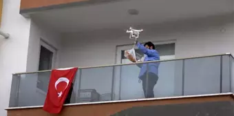 Ekmeğini bakkaldan drone ile aldı