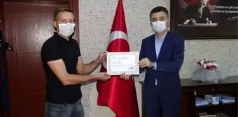 Kaymakam Sürücü'den bekçilere teşekkür belgesi verildi